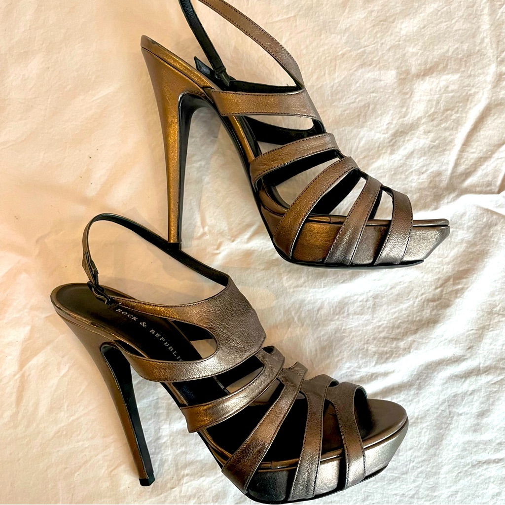 Rock & Republic Bronze Leather Heels